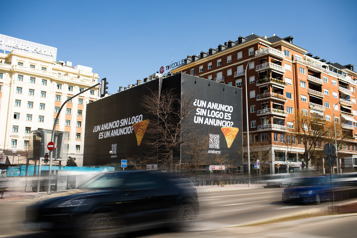 Doritos rivendica la fama con una tela gigante in Plaza Colón